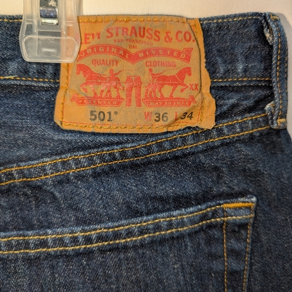 Levi's Blue Straight-Leg Jeans Classic Denim 36x34 - Picture 8 of 8